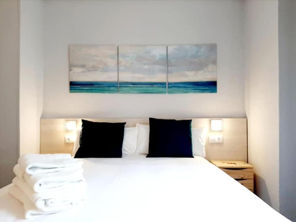 Arjori Rooms Hostal Salamanca Bagian luar foto