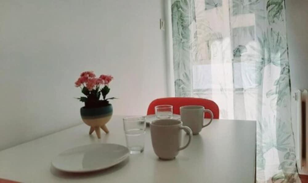 Arjori Rooms Hostal Salamanca Bagian luar foto