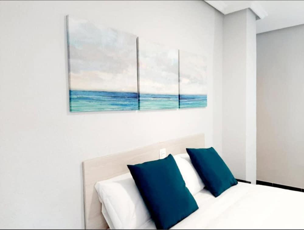 Arjori Rooms Hostal Salamanca Bagian luar foto