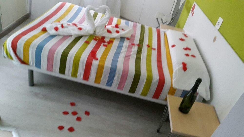 Arjori Rooms Hostal Salamanca Bagian luar foto