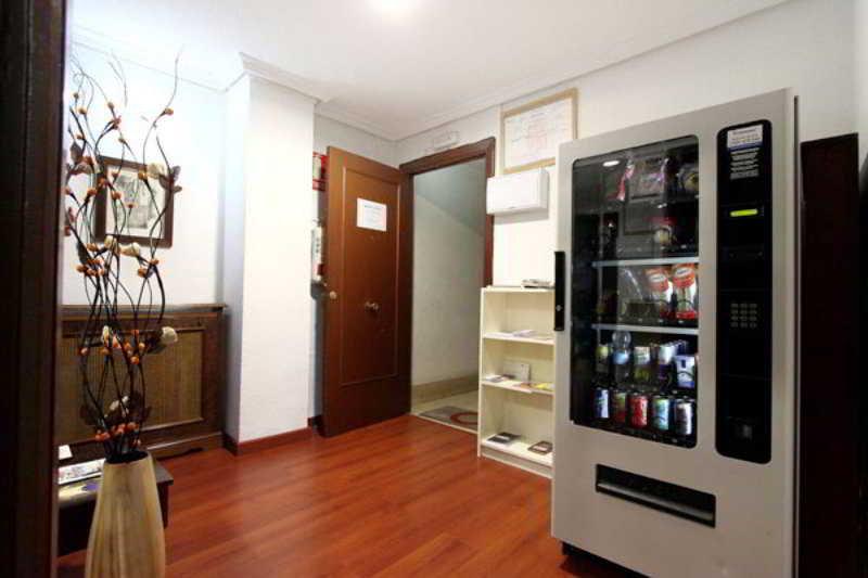 Arjori Rooms Hostal Salamanca Bagian luar foto