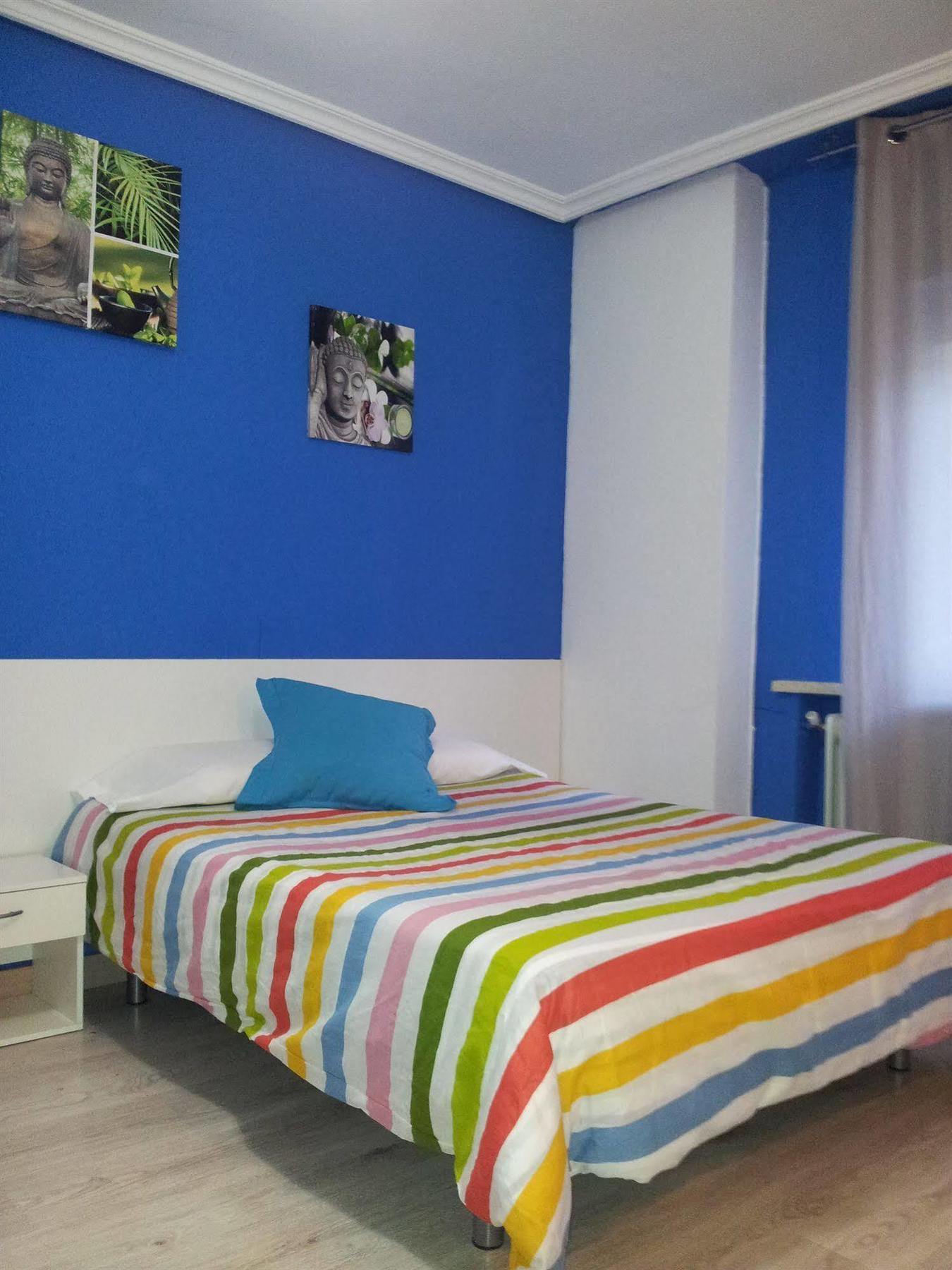 Arjori Rooms Hostal Salamanca Bagian luar foto
